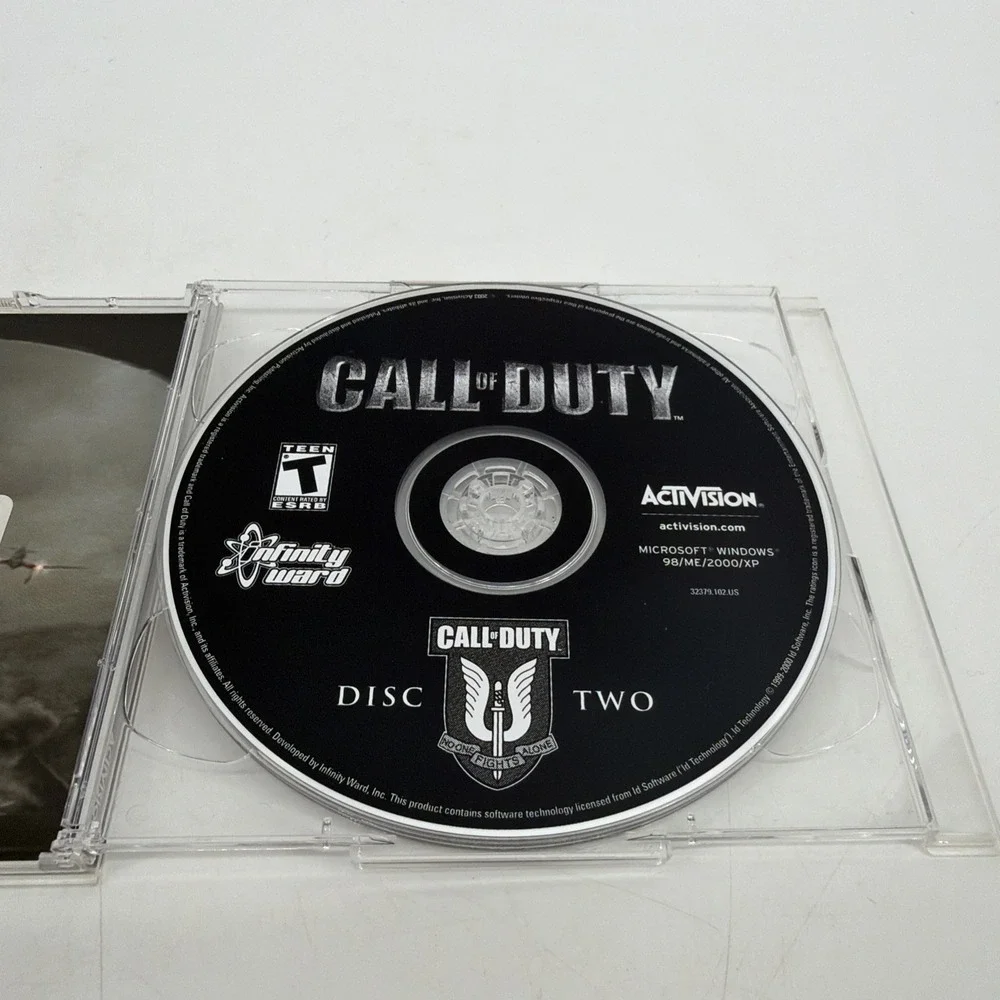 Call of Duty 1 PC CD-ROM 2003 Activision 2 Discs W/ Case and Key